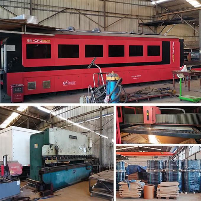 Bois suspendu noir, foyer brûlant, cheminée de toit, intérieur, acier, sur mesure 24